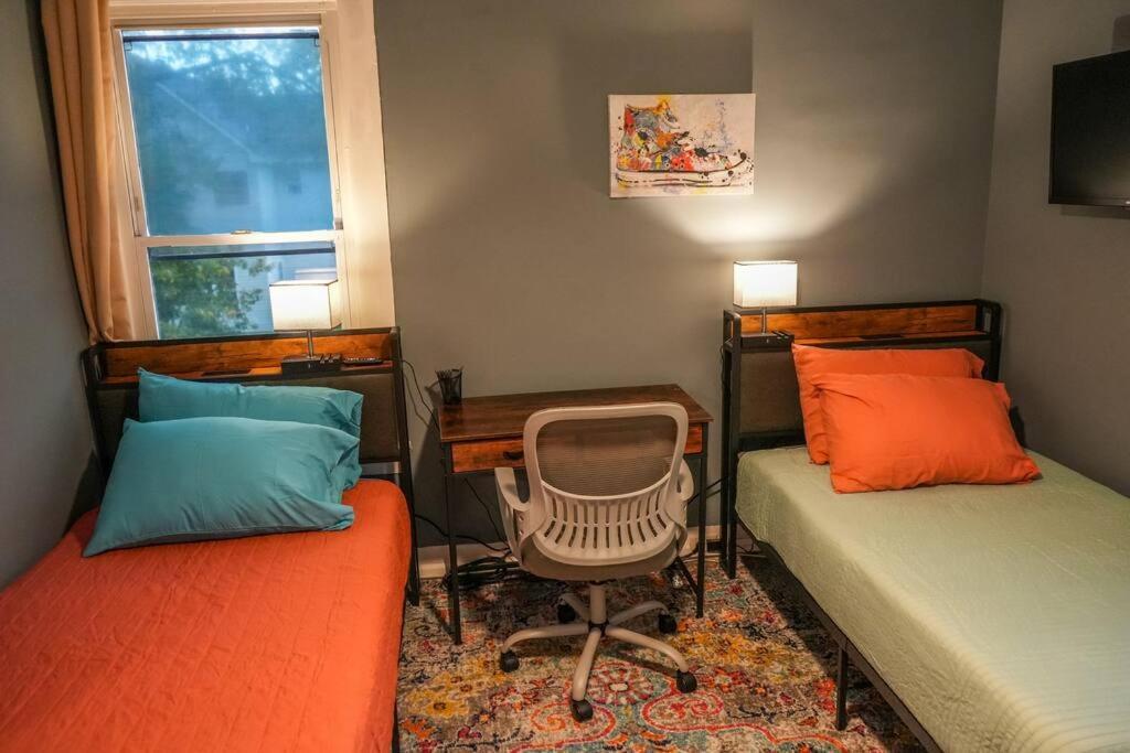 Historic Coastal Haven- Pet Friendly Fast Wi-Fi Villa Norfolk Ngoại thất bức ảnh